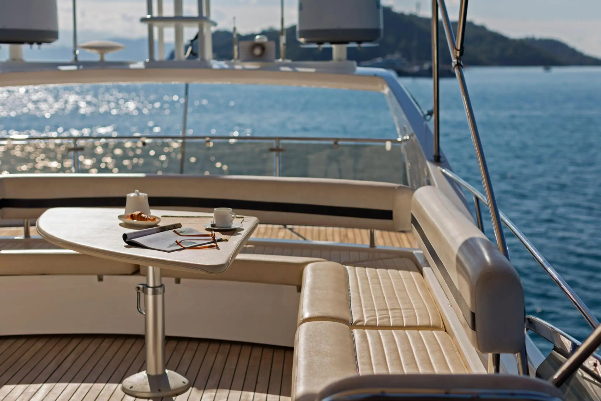 WHY BOUTIQUE GULET EXPERIENCES FEEL DIFFERENT